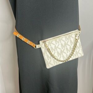 Michael Kors MK Signature Logo Belt Bag Fanny Pack